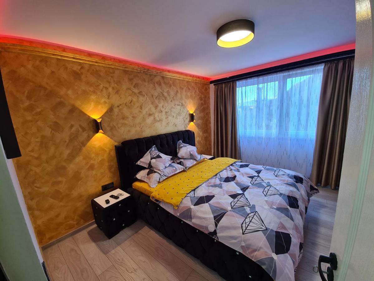 Diamonds House 2 Apartment Lupeni  Ngoại thất bức ảnh